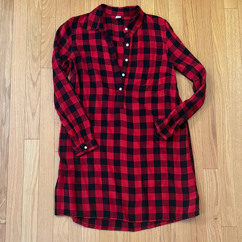 Old Navy Red and Black Plaid Shirt Dress